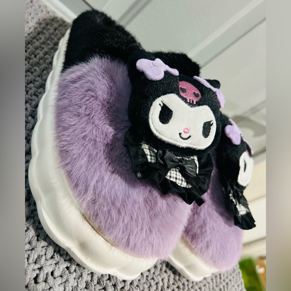 New Sanrio KUROMI size 7 BLACK PURPLE COLOR SO SOFT - Picture 1 of 11